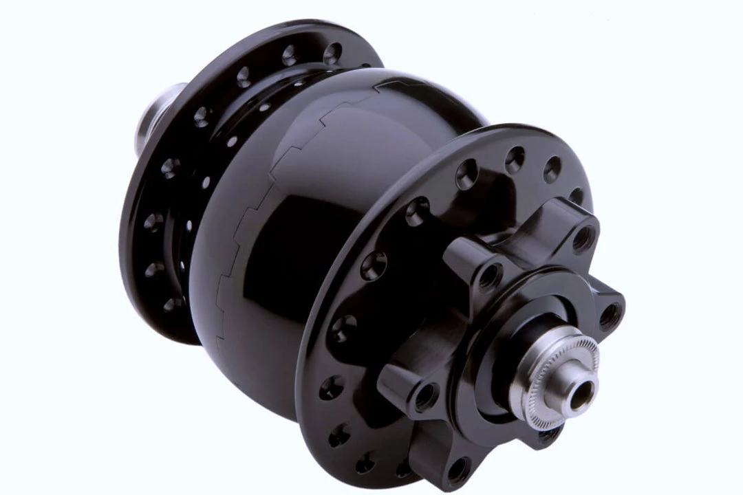 Schmidt SON 28 6-Bolt Disc Front Dynamo Hub 1 Schmidt SON 28 6-Bolt Disc Front Dynamo Hub