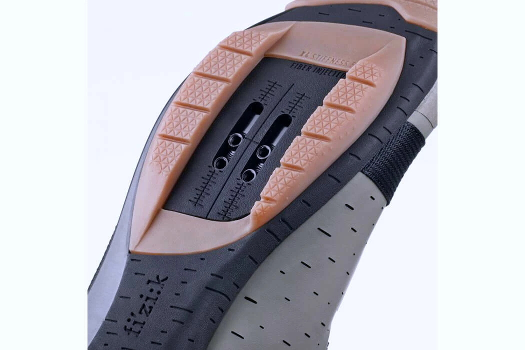 Fizik X4 Terra Powerstrap - Mud Men's Clothing 4 Fizik X4 Terra Powerstrap - Mud Men's Clothing